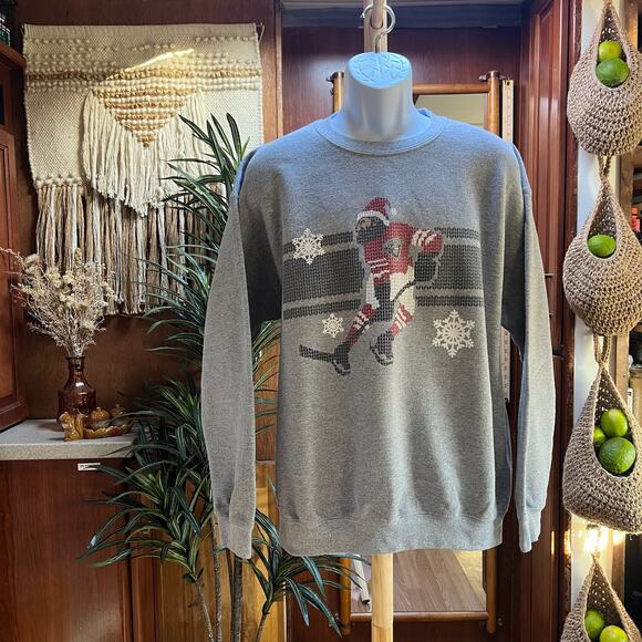 Vintage Vancouver Giants Hockey Sweatshirt L | WHL Novelty Xmas Santa Crewneck - Picture 1 of 7